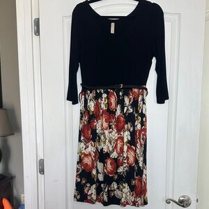 Gilli USA Black Floral Midi Dress | Belted | Stretchy Boutique | L
